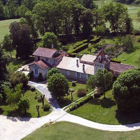 Bed and Breakfast Golf de TEYNAC Beychac-et-Caillau Exterior foto