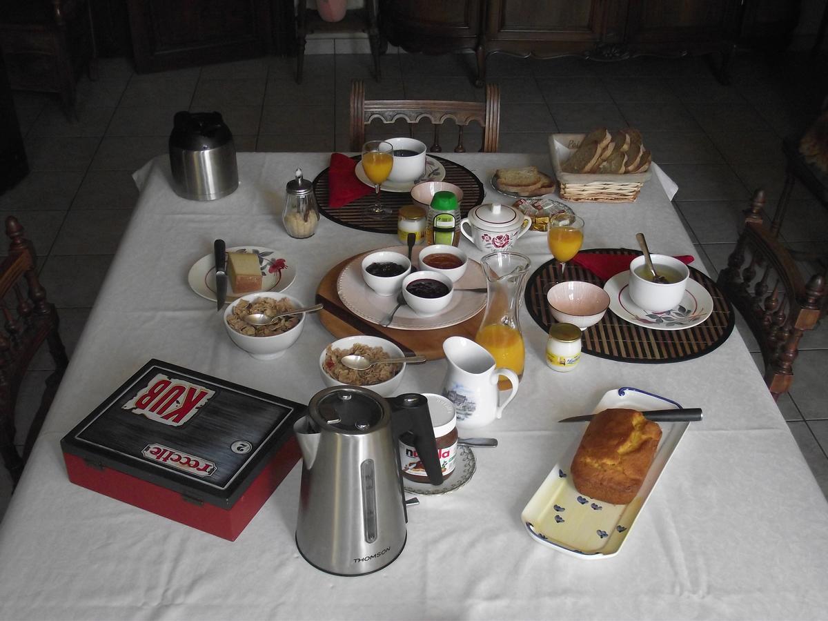 Bed and Breakfast Golf de TEYNAC Beychac-et-Caillau Exterior foto